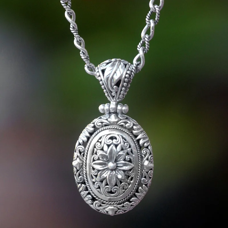 - Dog anti-slip matPura Lotus Handmade Floral Sterling Silver Pendant Necklace