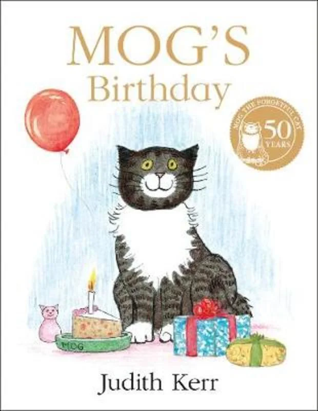 - Postoperative pet anti-licking Elizabethan collarMog's Birthday