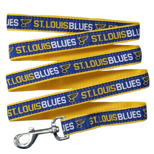  . **Pet comb to remove loose hair**St. Louis Blues Dog Leash