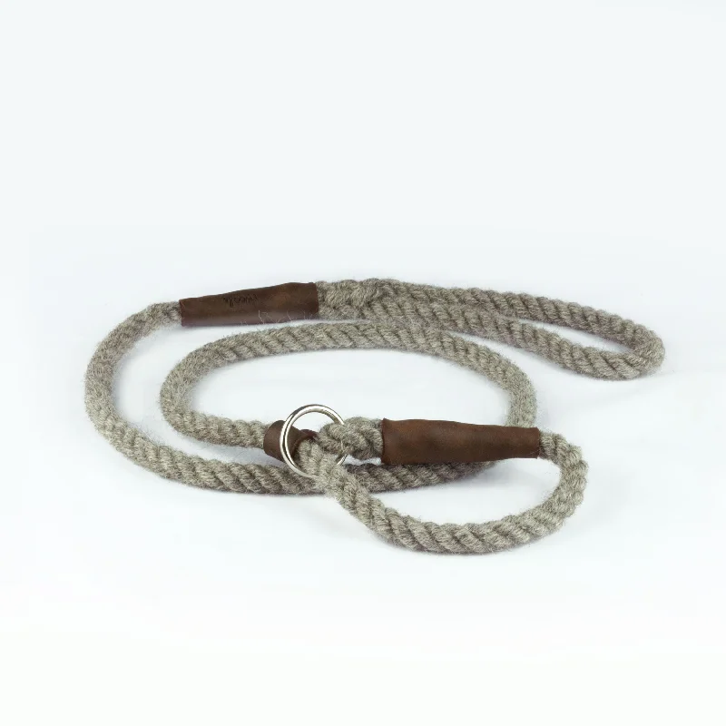- Pet tear stain cleaning wipesNatural Undyed 100% British Wool Dog Slip Lead