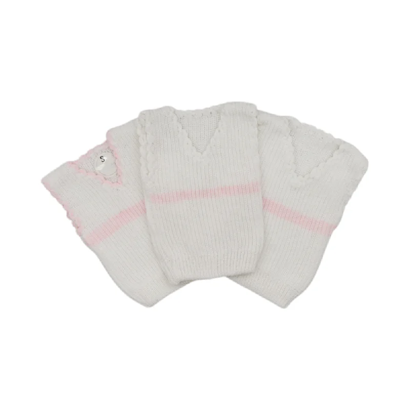 -Anti-scratch scratching board AND cat bed in oneBABY WOOLEN VEST V-NECK SPECIAL WHITE MEDIUM MZW-24 -Anti-scratch scratching board AND cat bed in oneBABY WOOLEN VEST V-NECK SPECIAL WHITE MEDIUM MZW-24