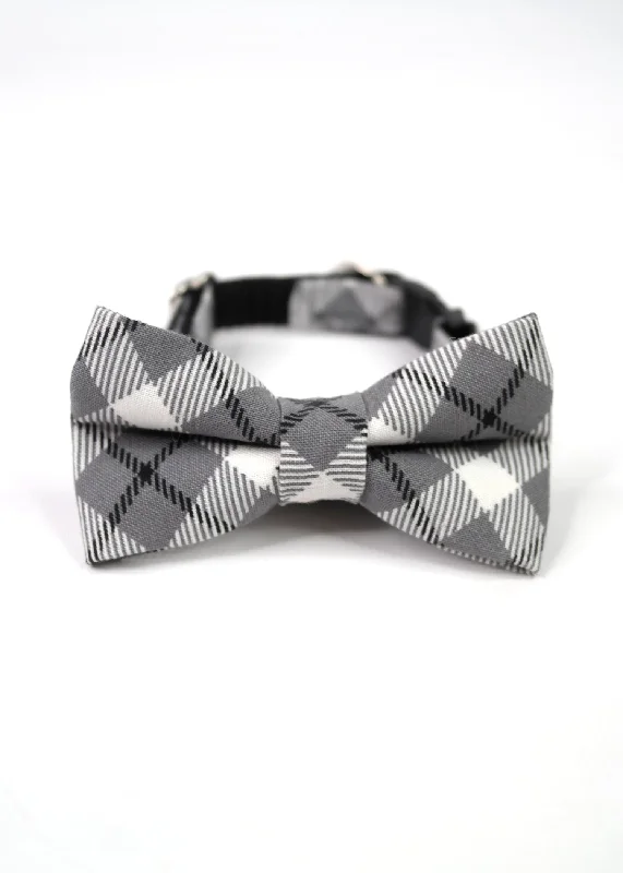 - Air box TSA certified check-inGREY PLAID BOW TIE CAT COLLAR