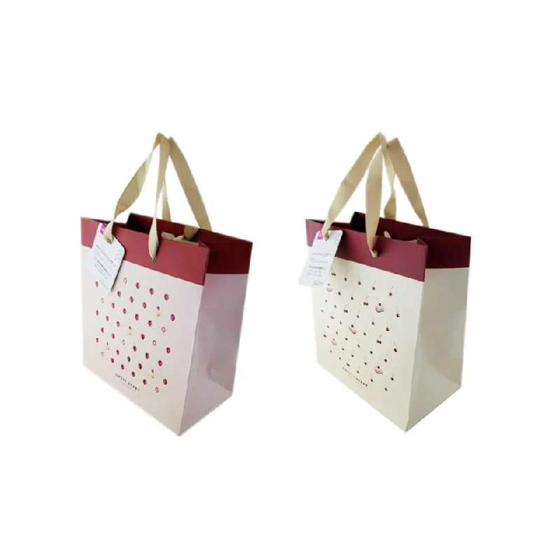 - Chinchilla cooling ice nest ceramic platePaper Bag Berry Cake 7.48in x 8.26in x 4.33in